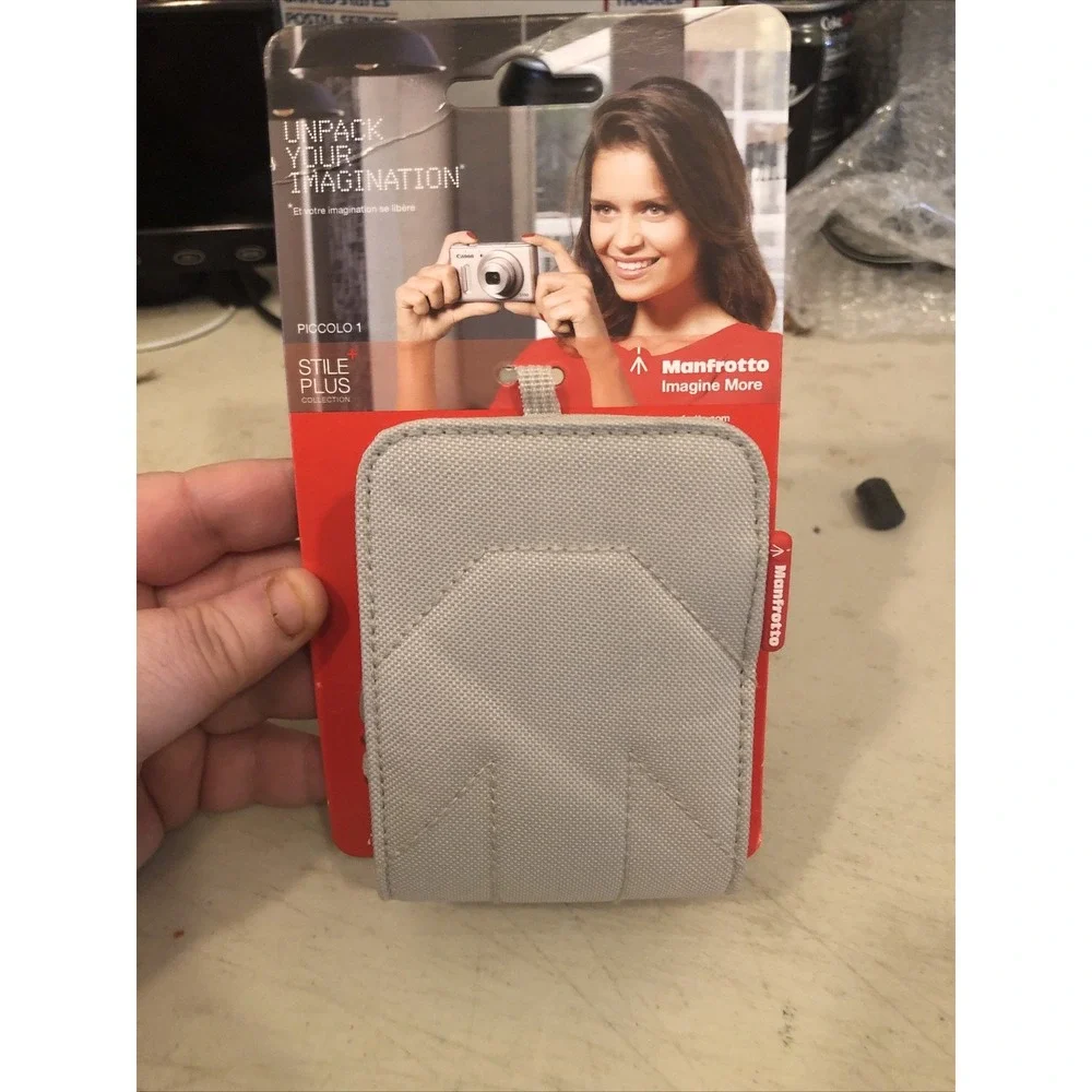 MANFROTTO PICCOLO 1 Stile Plus Collection Tan Camera Case W/ Strap NEW